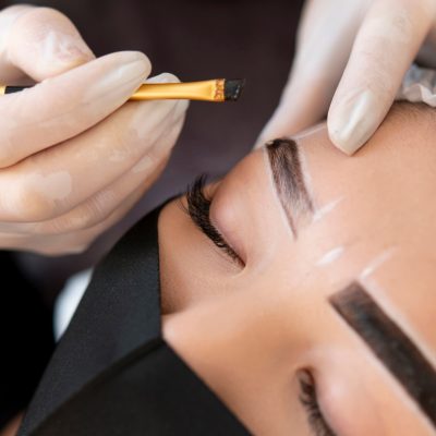Micropigmentación de cejas en Alzira